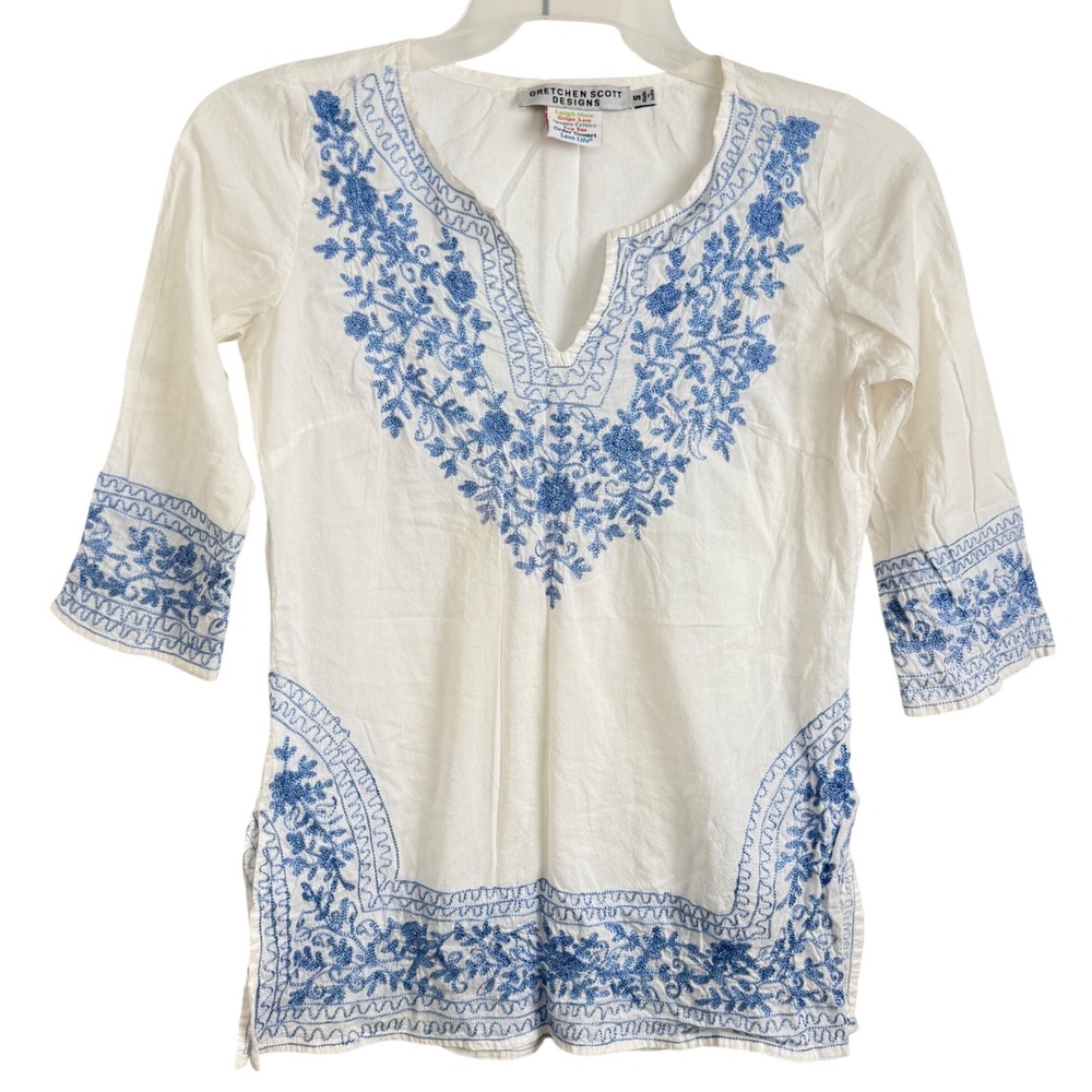 Gretchen Scott Tunic Top S White Blue Embroidered Boho Coastal Resort
